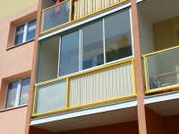 zasklenie-balkona-jany3