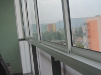 zasklenie-balkona-trencin-fotky-november-2012-580