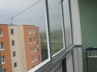 zasklenie-balkona-trencin-fotky-november-2012-581