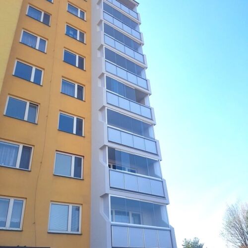 Zasklenie balkónov. Bezrámový systém. Košice