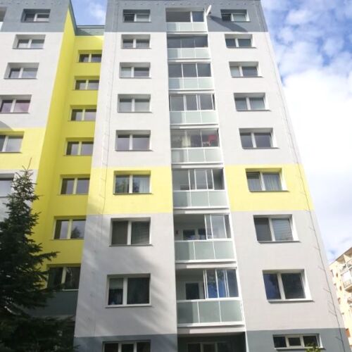 Zasklenie balkónov na bytovom dome. Poprad ul. Ústecko Orlická